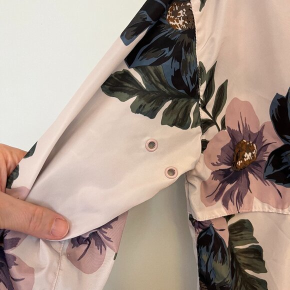 Thread & Supply 1/4 Zip Floral Windbreaker, Size XS - Picture 8 of 13